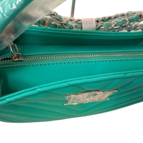 Badgley Mischka Diagonal Quilted Shoulder Bag Cobalt w/ Bridled Chain Strap NWT - Picture 3 of 11